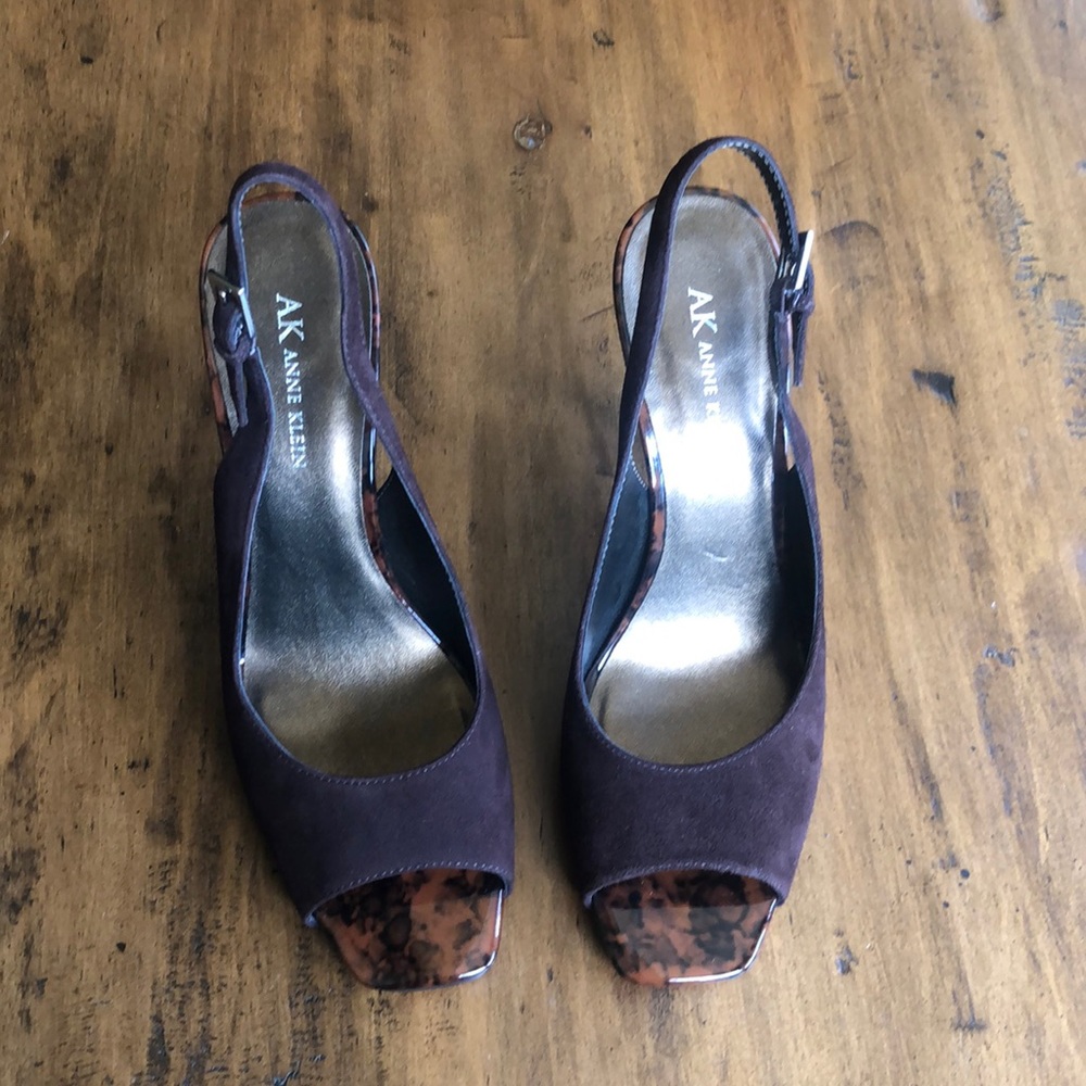 Anne Klein Slingback Brown Suede Animal Print 8.5